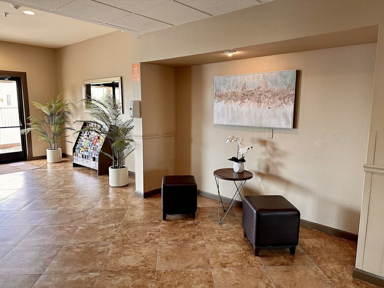 Hotel Comfort Inn West