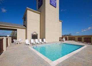 Hotel Sleep Inn & Suites