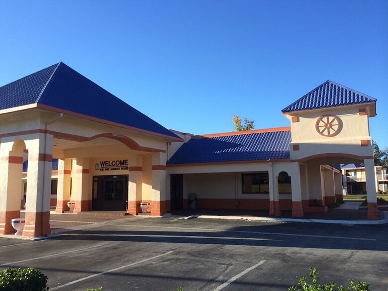 Hotel Quality Inn & Suites