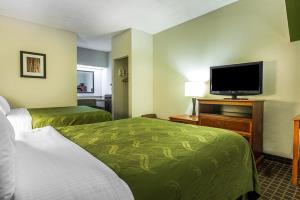 Hotel Comfort Inn & Suites