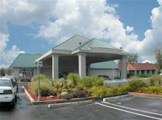 Hotel Quality Inn & Suites