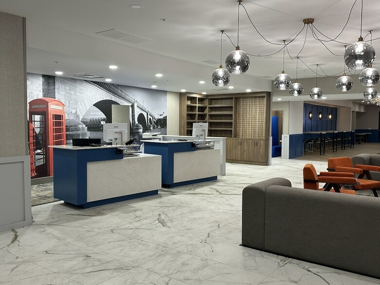 Hotel Quality Inn & Suites