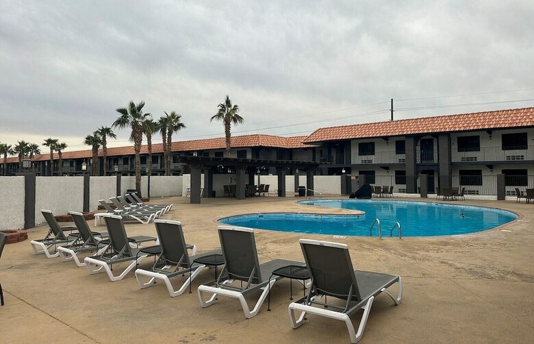 Hotel Quality Inn & Suites