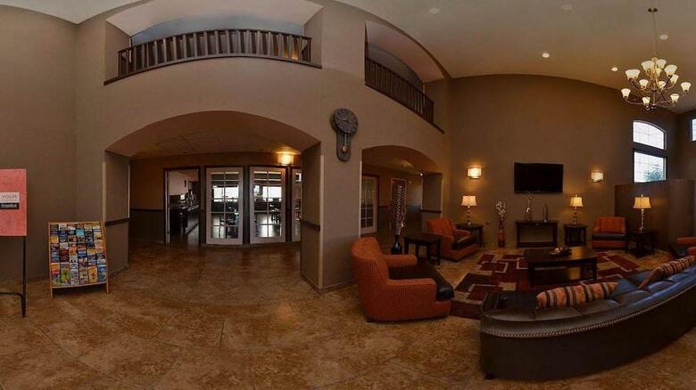 Hotel Comfort Inn & Suites