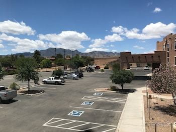 Hotel Suburban Extended Stay