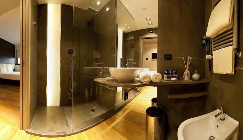 The Hub Hotel