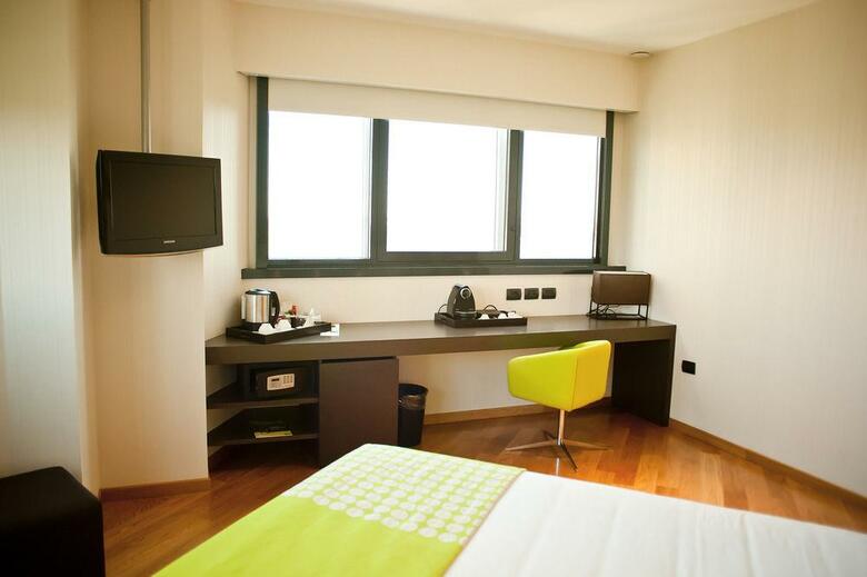 The Hub Hotel