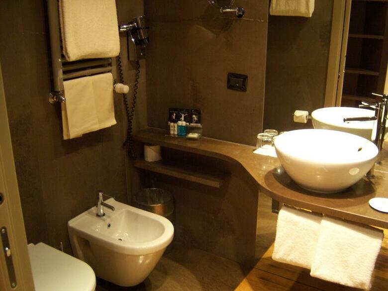 The Hub Hotel