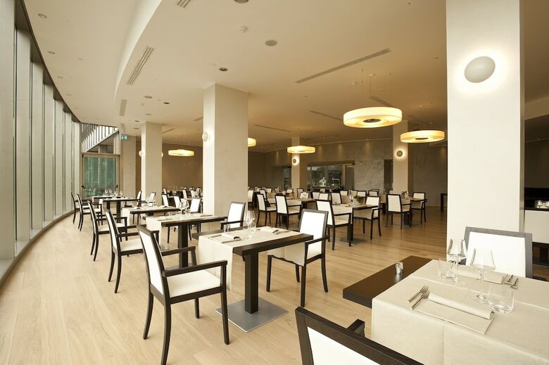 The Hub Hotel