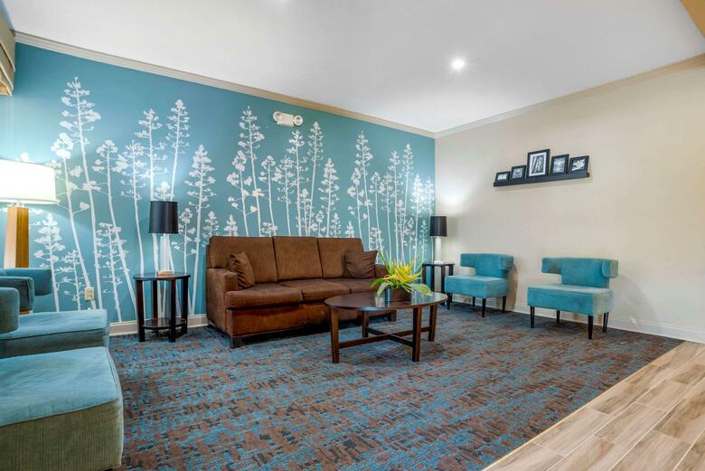 Hotel Sleep Inn & Suites