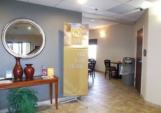 Hotel Sleep Inn & Suites