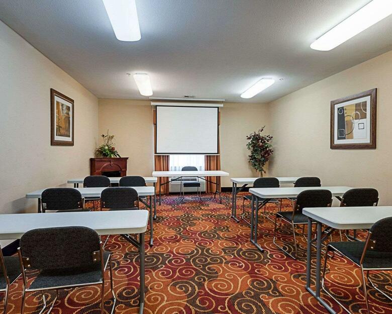 Hotel Comfort Suites