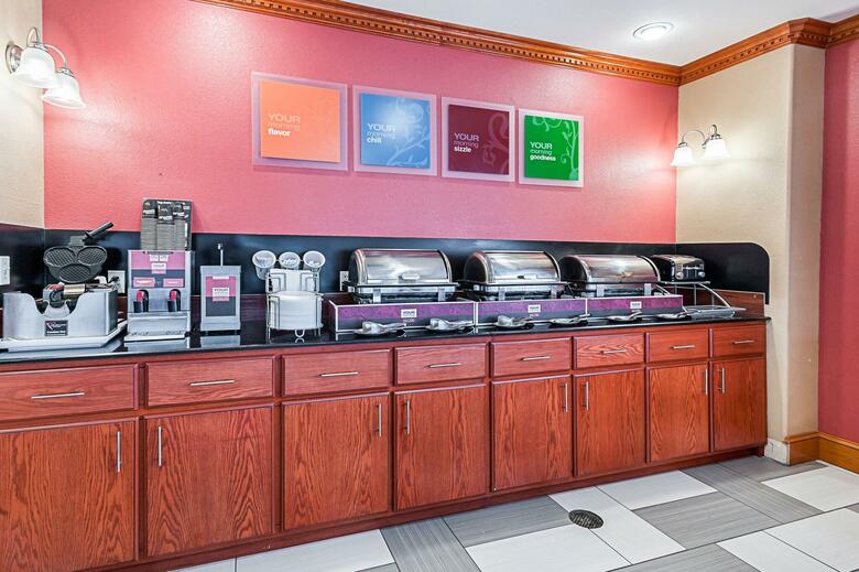 Hotel Comfort Suites