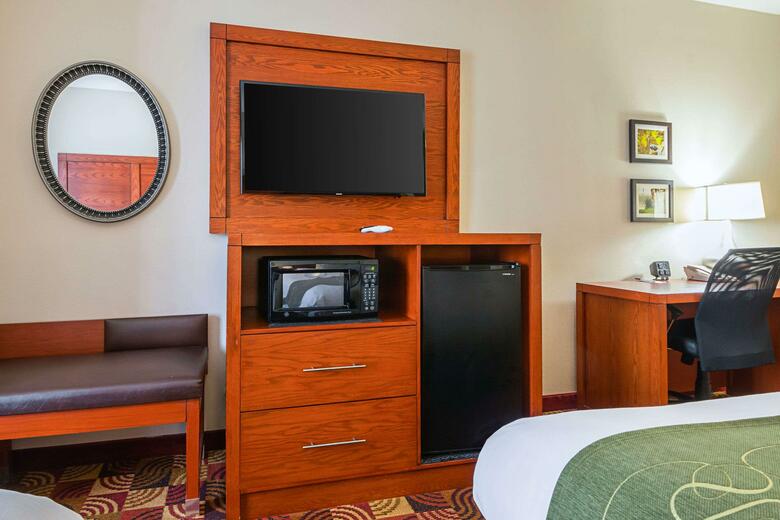 Hotel Comfort Suites