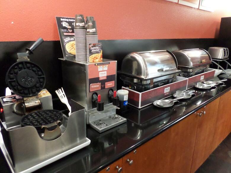 Hotel Comfort Suites