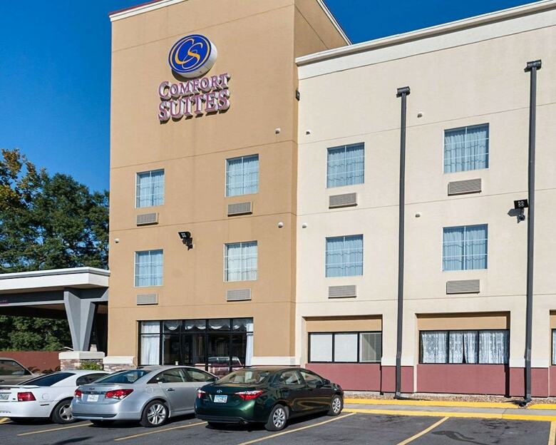 Hotel Comfort Suites