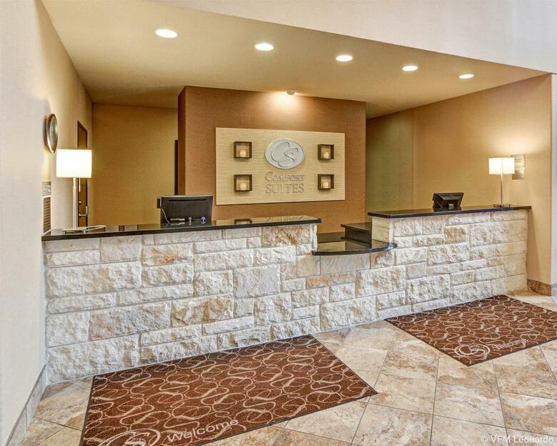 Hotel Comfort Suites