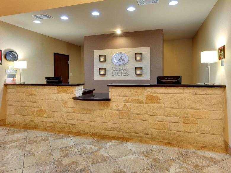 Hotel Comfort Suites