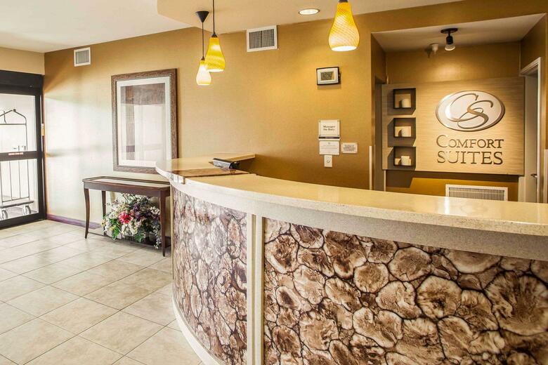 Hotel Comfort Suites