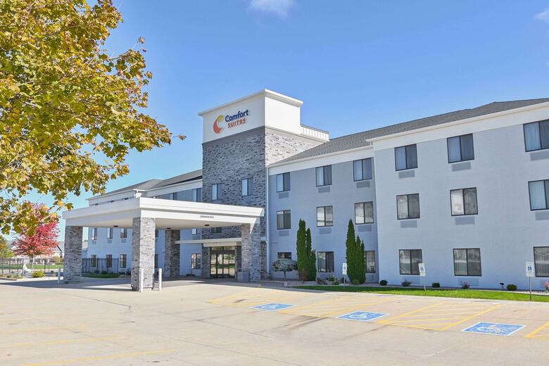 Hotel Comfort Suites