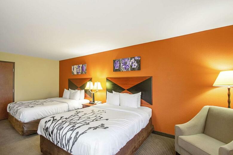 Hotel Sleep Inn & Suites