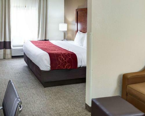 Hotel Comfort Suites