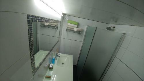 Avshalom Holiday Apartments