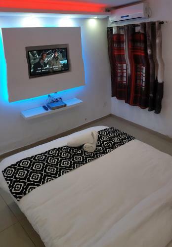 Avshalom Holiday Apartments