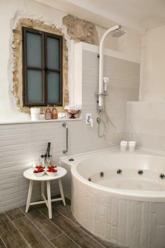 Hotel Carmel Pearl