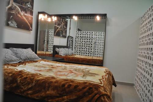 Isramax Jerusalem Apartment In Bat-yam