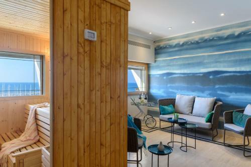 Hotel Leonardo Art Tel Aviv By The Beach
