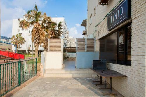 Gk Apartment Ben Gurion St.