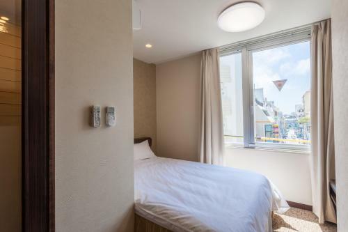 Hotel Kariyushi Lch. Premium