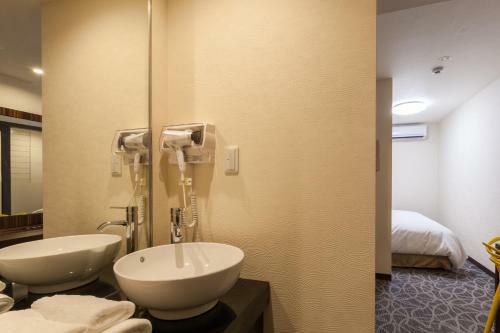 Hotel Kariyushi Lch. Premium