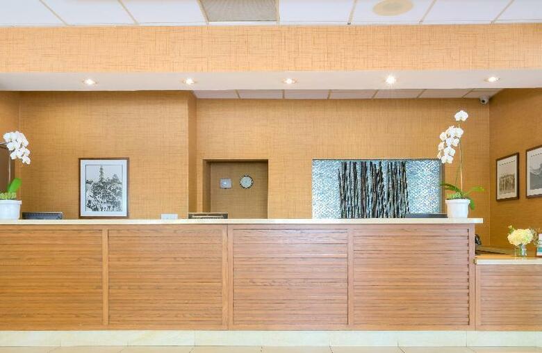 Best Western Plus Gateway Hotel Santa Monica