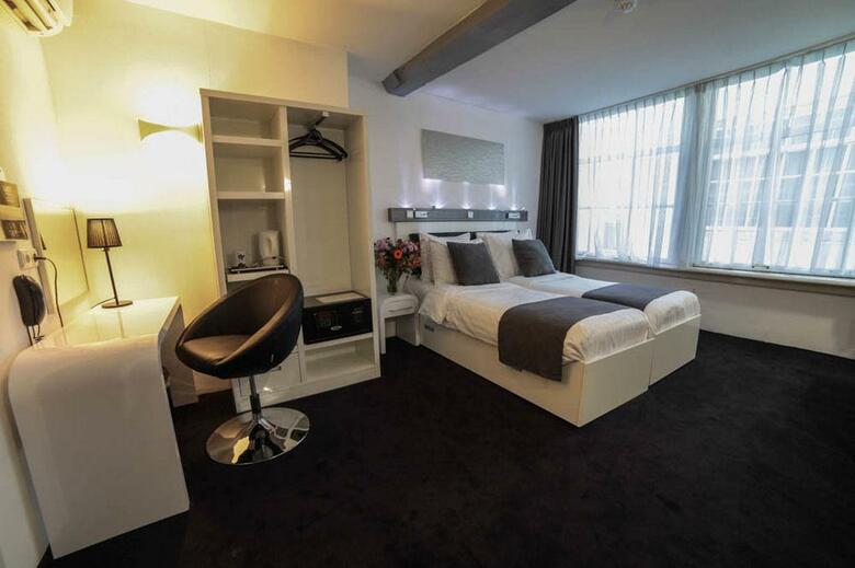 Hotel Cc
