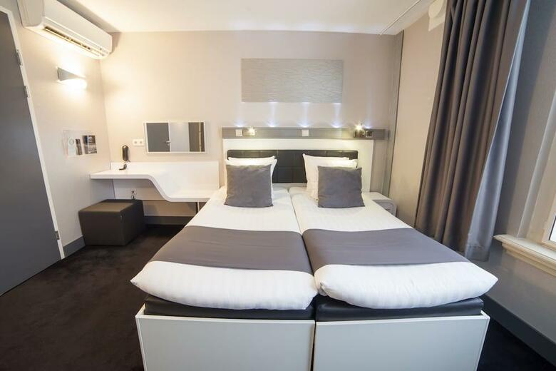 Hotel Cc