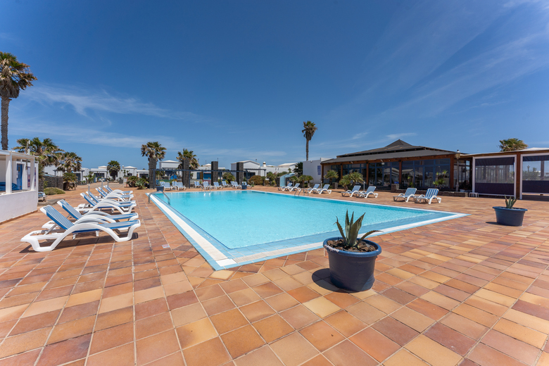 Hotel VIK Club Coral Beach