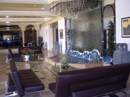 Oura Hotel