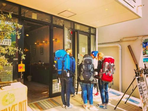 Chillulu Coffee And Hostel