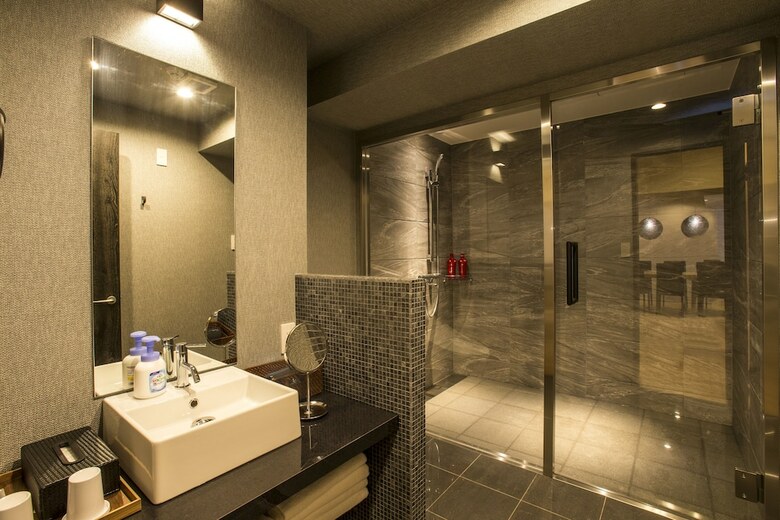 Ookini Ryokan And Apartment