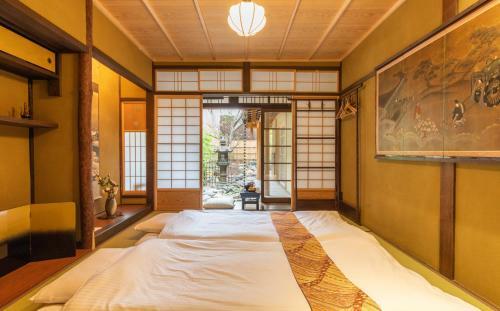 Kumo Machiya Shijo