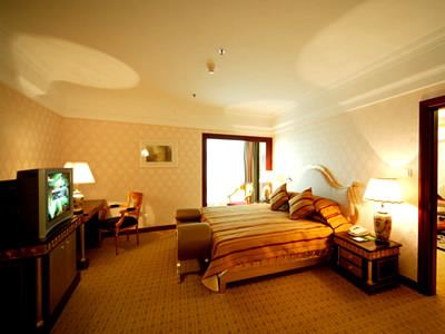 Pine City Hotel Shanghai