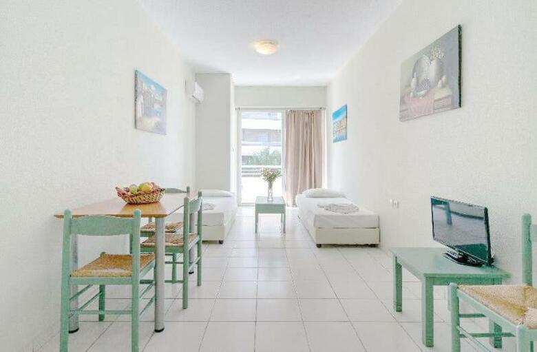 Hotel Ostria Studios