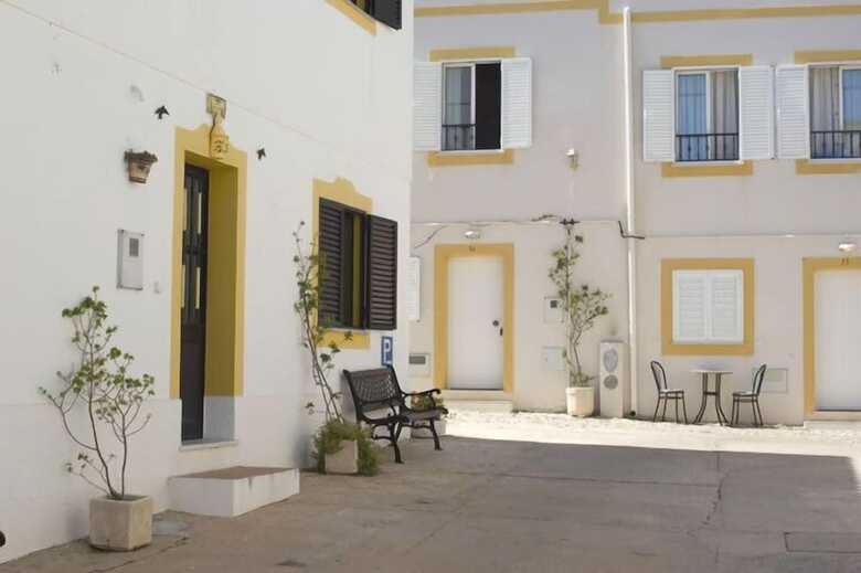 Apartamentos Monte Dos Av�s - Turmuge