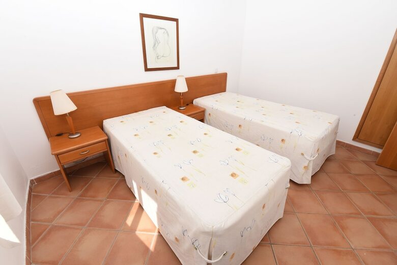 Apartamentos Monte Dos Av�s - Turmuge