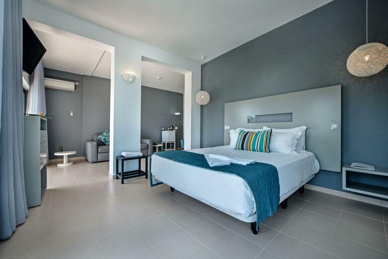 Hotel Carvi Beach
