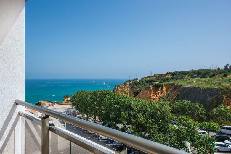 Hotel Carvi Beach