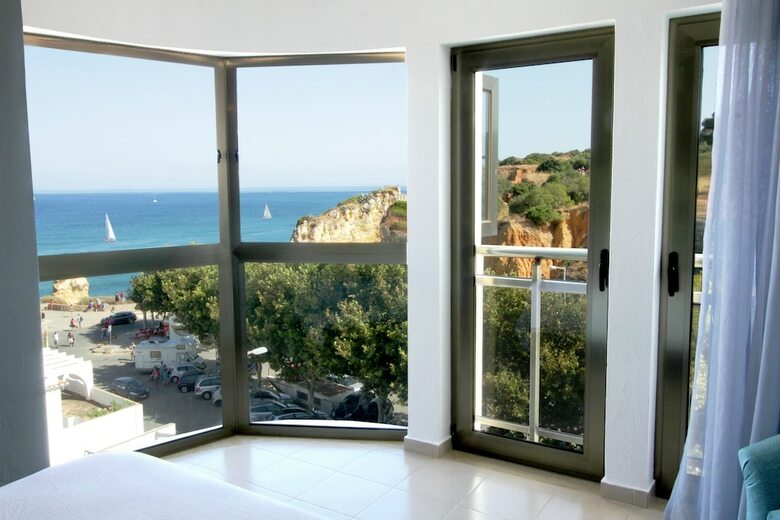 Hotel Carvi Beach