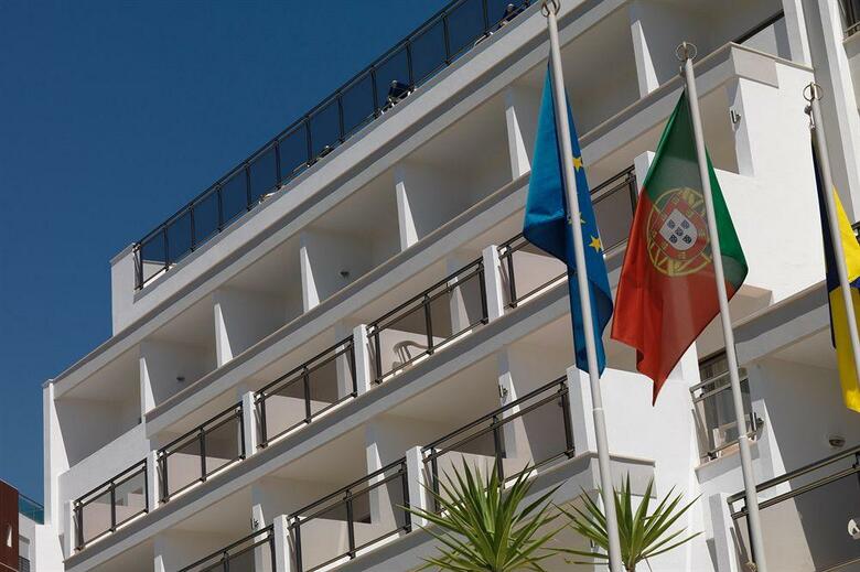 Hotel Carvi Beach